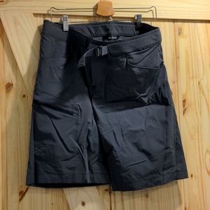 Arc'teryx hiking shorts, size 34